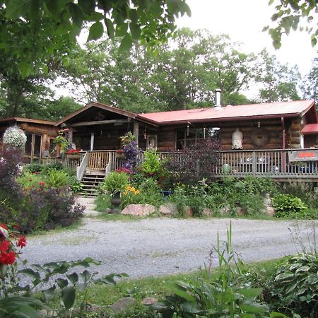Buckhorn Shambhala Bed And Breakfast מראה חיצוני תמונה