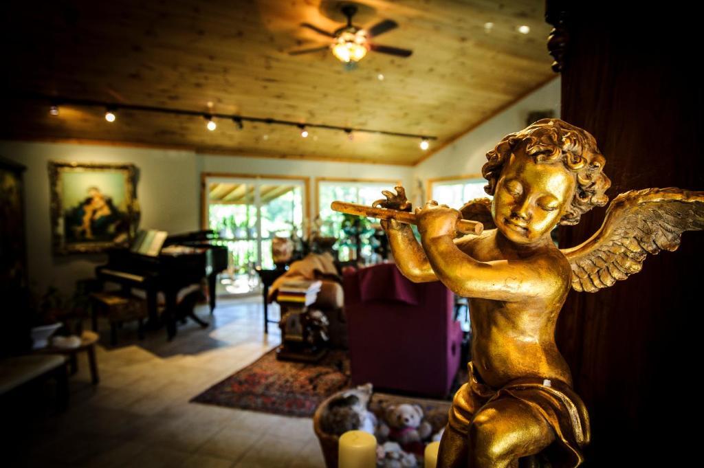 Buckhorn Shambhala Bed And Breakfast מראה חיצוני תמונה